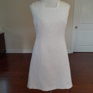 Nine West Cream Sleeveless Dress With Geometric Circles Size 4